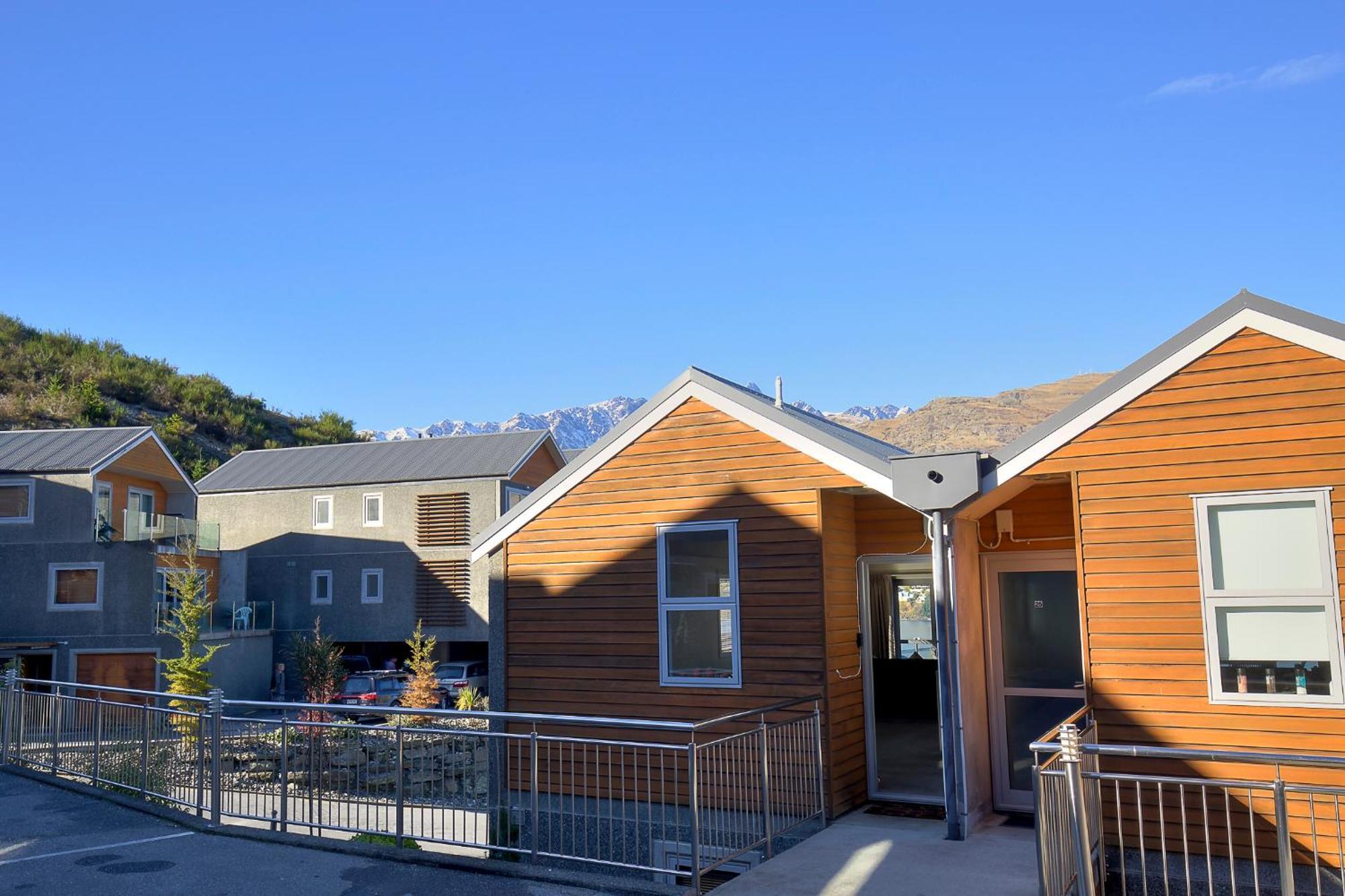 Alpine Vista - Queenstown Holiday Home מראה חיצוני תמונה